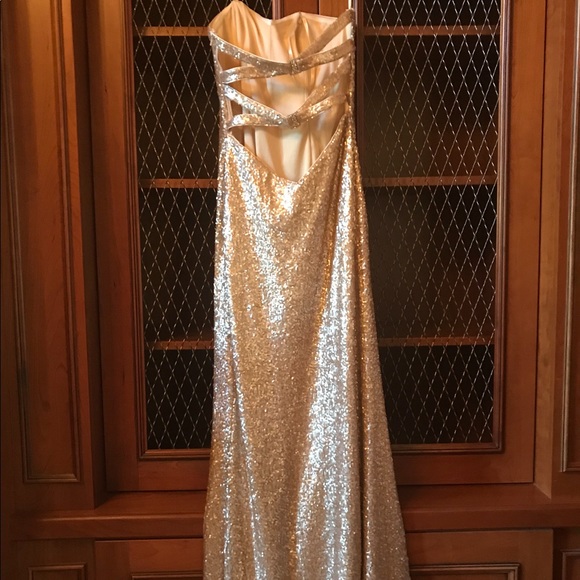 La femme prom dress - Picture 2 of 6